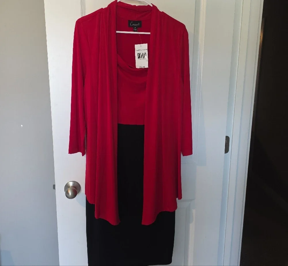 connected apparel Red Draped Top with Black Skirt Two-Piece Set